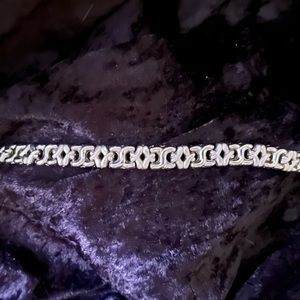 Premier Designs Limited Edition Silver Linked Bracelet NWOT